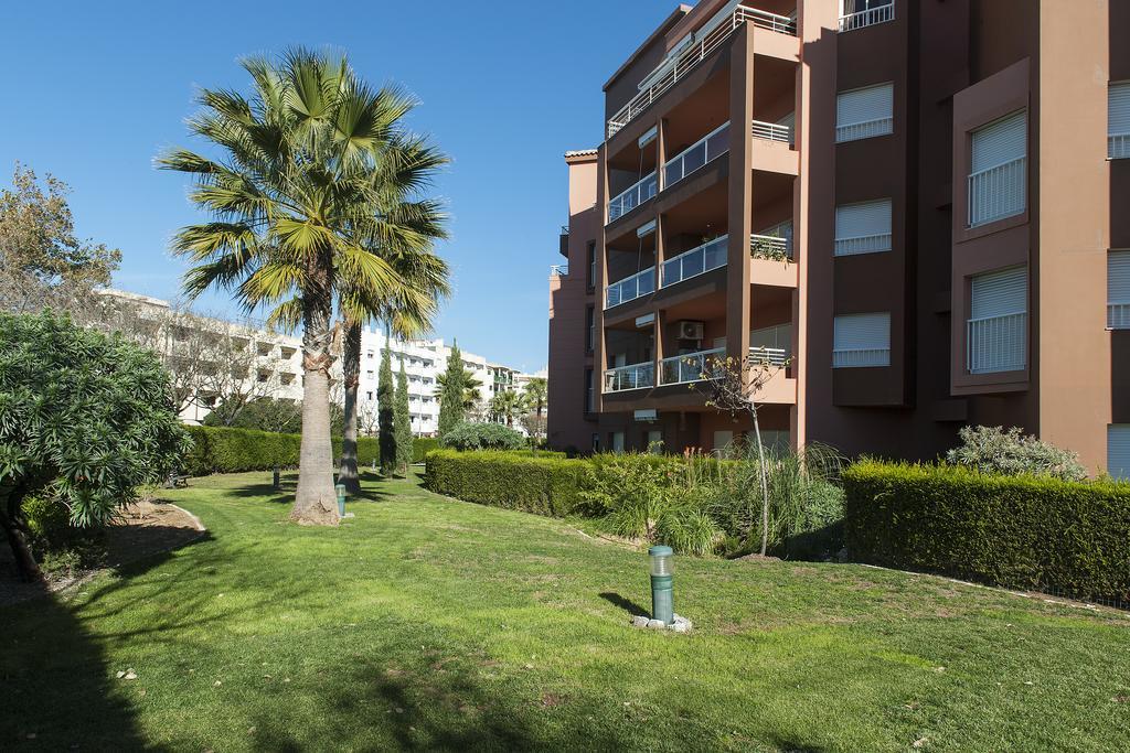 Rocha Blue Sea Apartment Portimão Eksteriør bilde